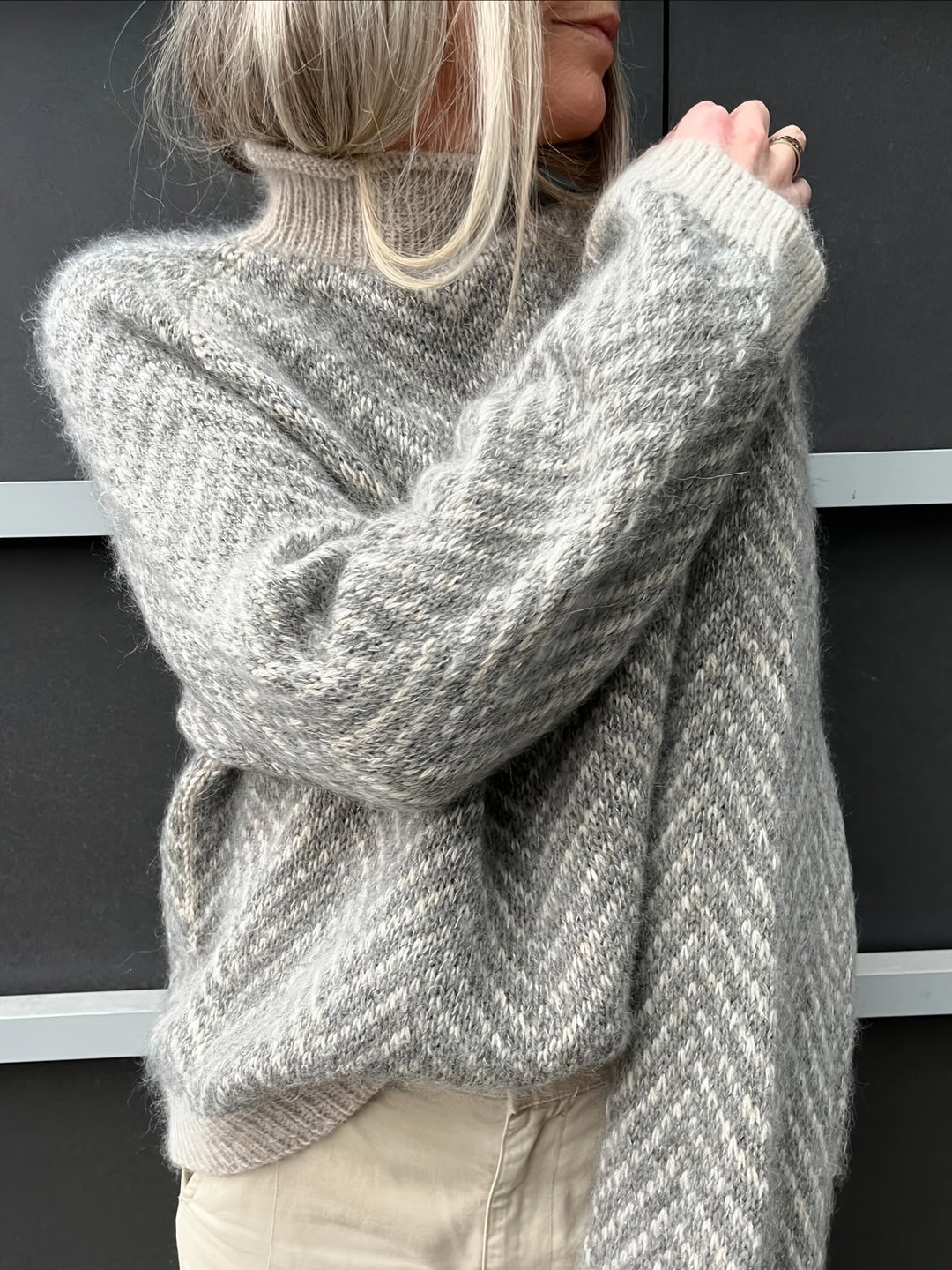 Éva – Pull col roulé délicat