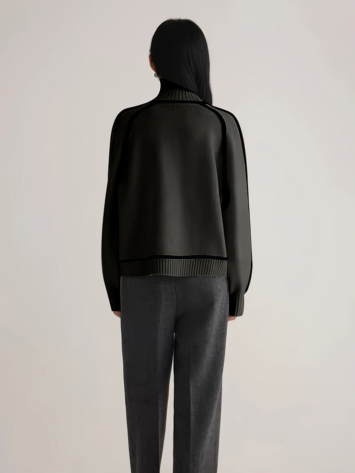 Inès – Pull col roulé délicat