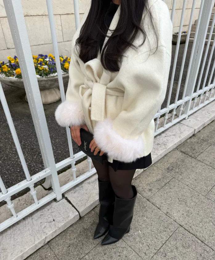 L'LEVANI™ | Manteau Élégant en Laine, Détails Fourrure Amovibles